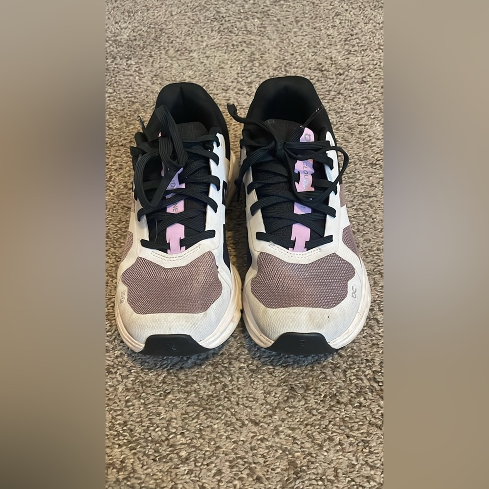 On shoes size 6.5